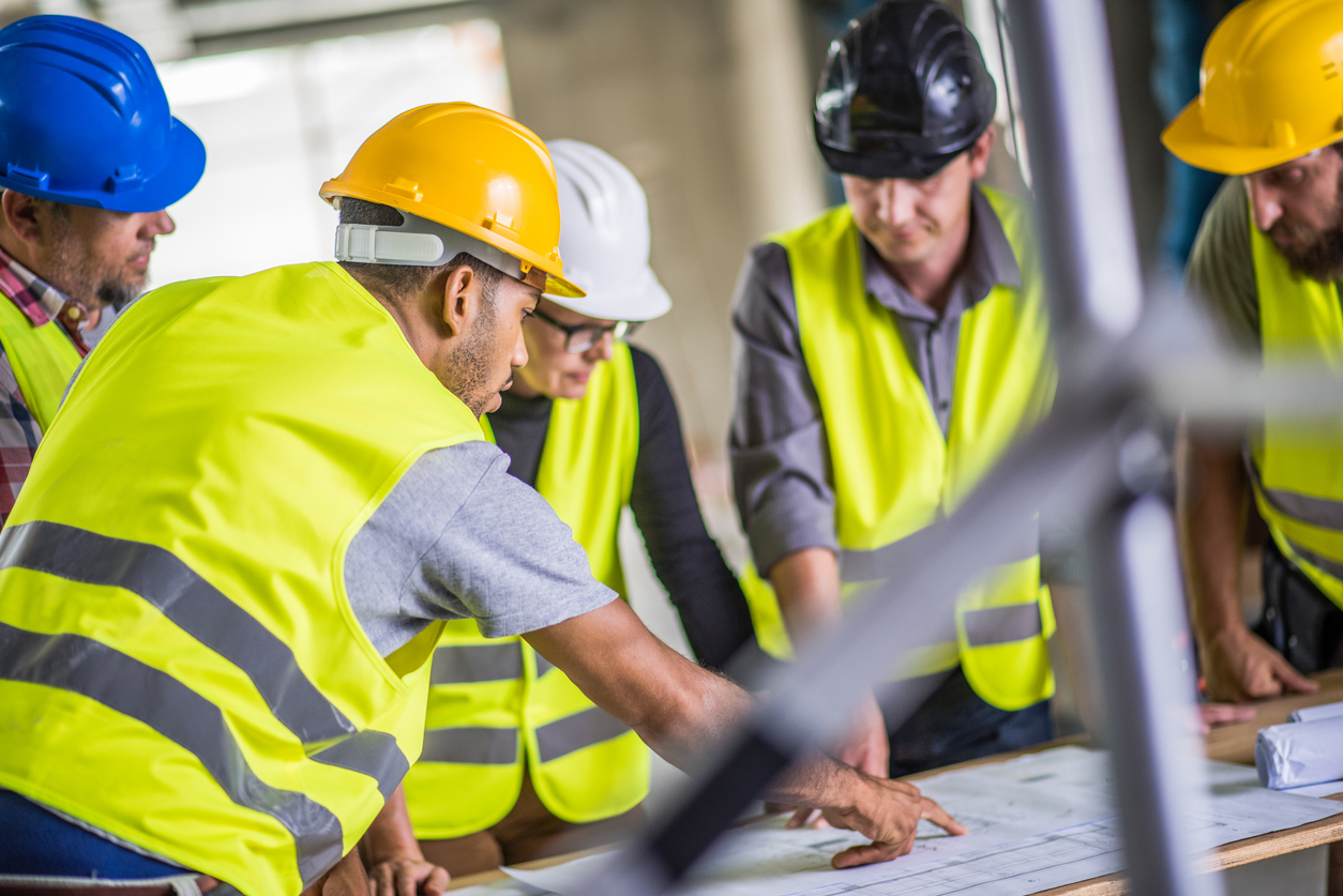 Building services commissioning engineer